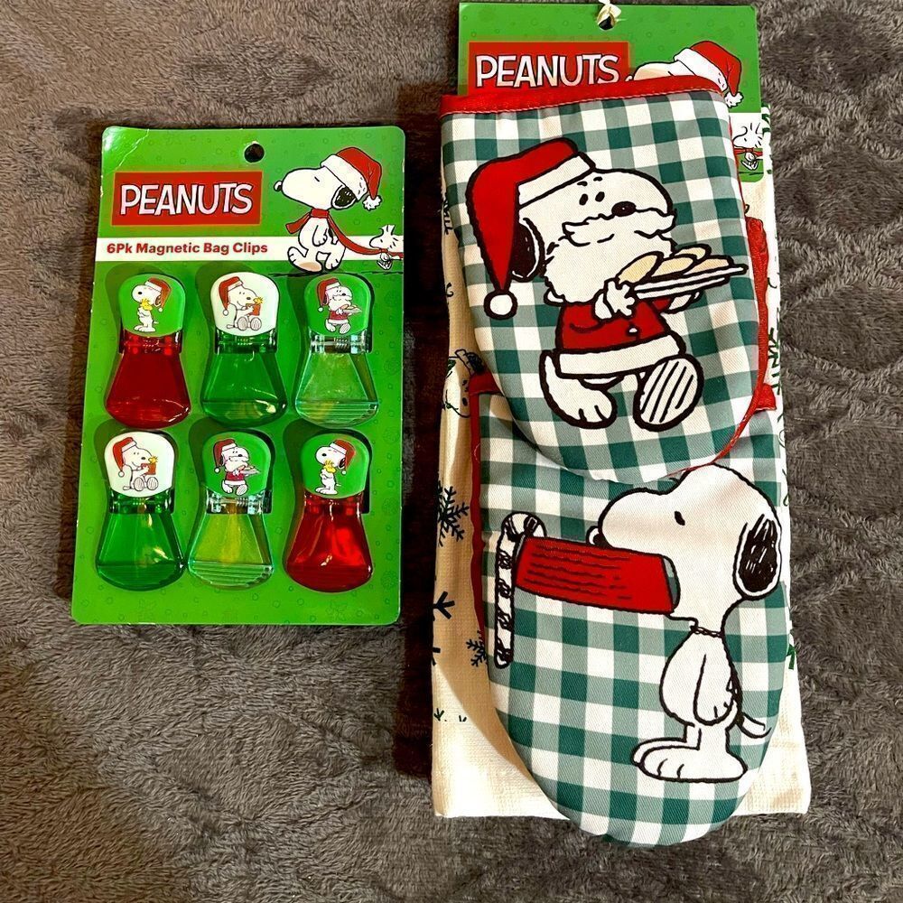 Peanuts Snoopy 3 piece kitchen set holiday & 6 pack magnetic clips NWT